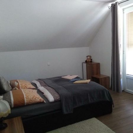 Apartman Lusy 韦尔卡鲁穆尼卡 外观 照片